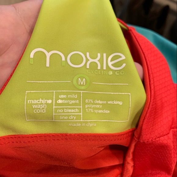 “Outride” Teal Layered Cycling Bra-Top Tank - Picture 7 of 10